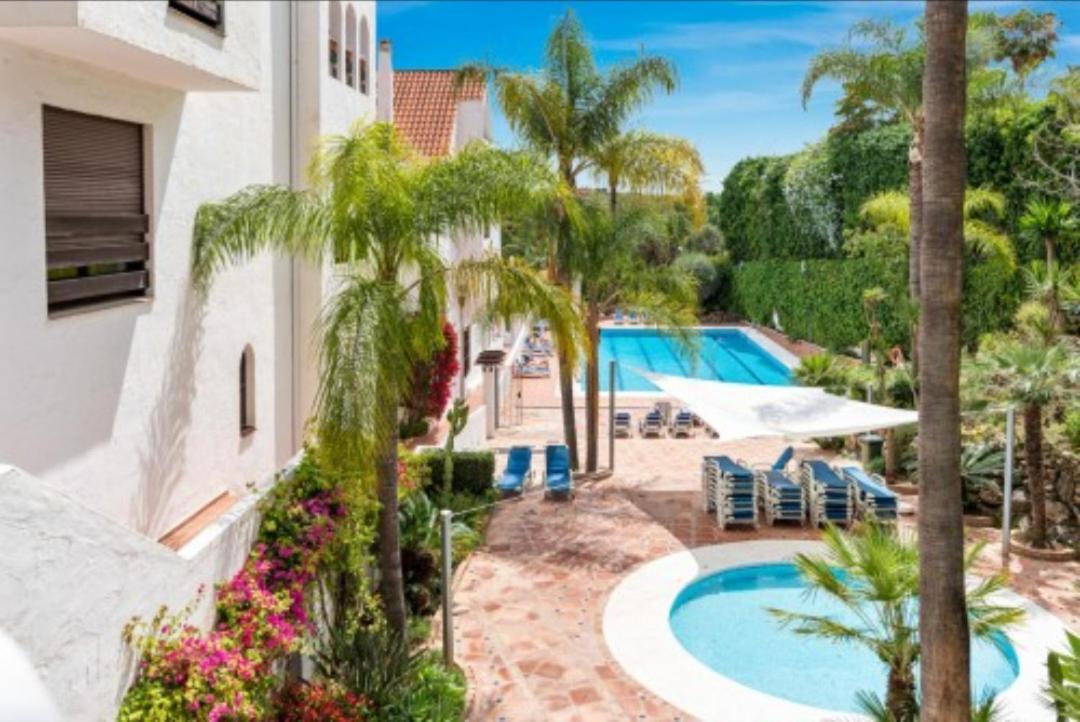 Duplex Penthouse Casa M3 Walking Distance Puerto Banus * Marbellac