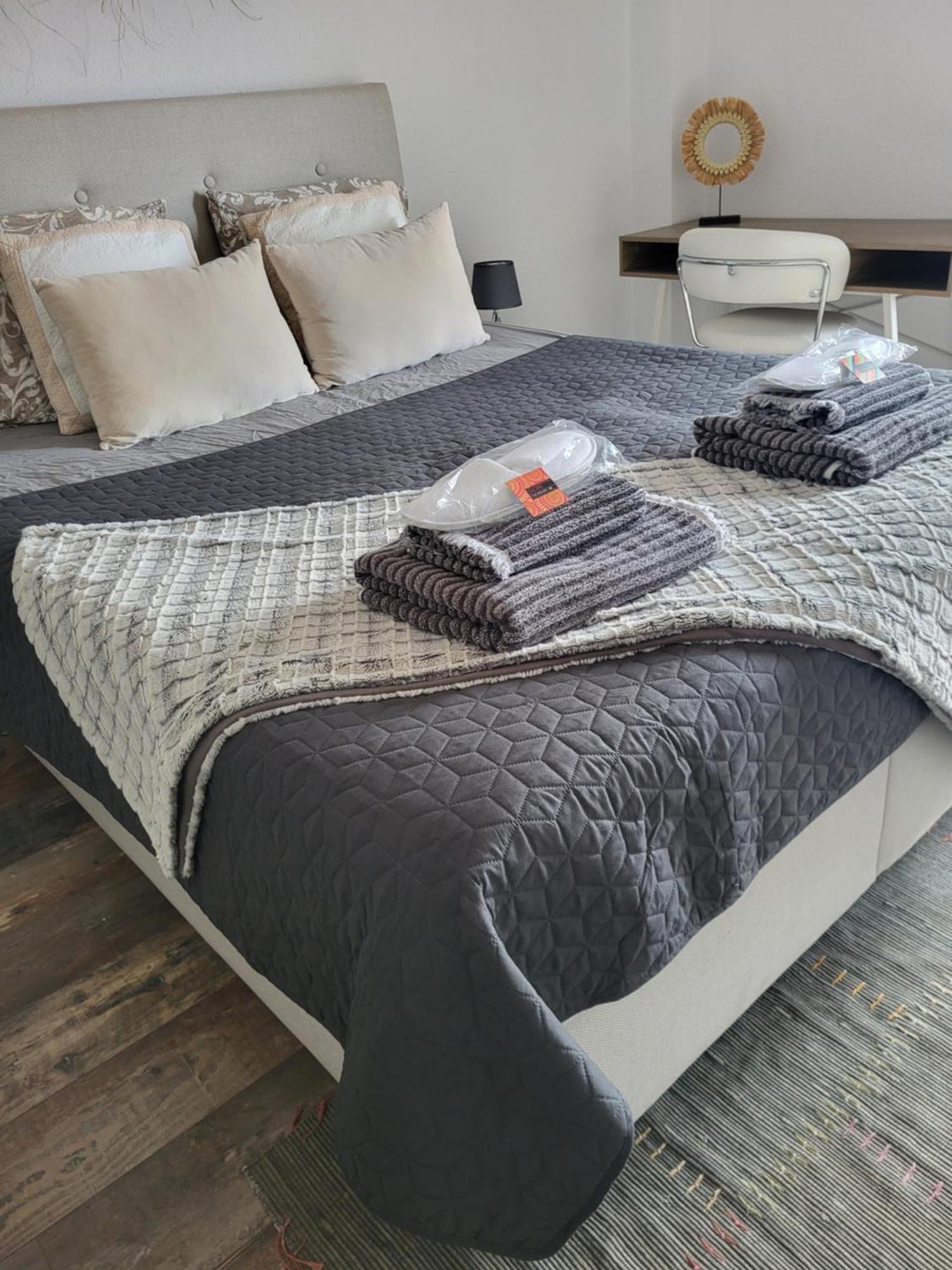 Apartemen Duplex Penthouse Casa M3 Walking Distance Puerto Banus